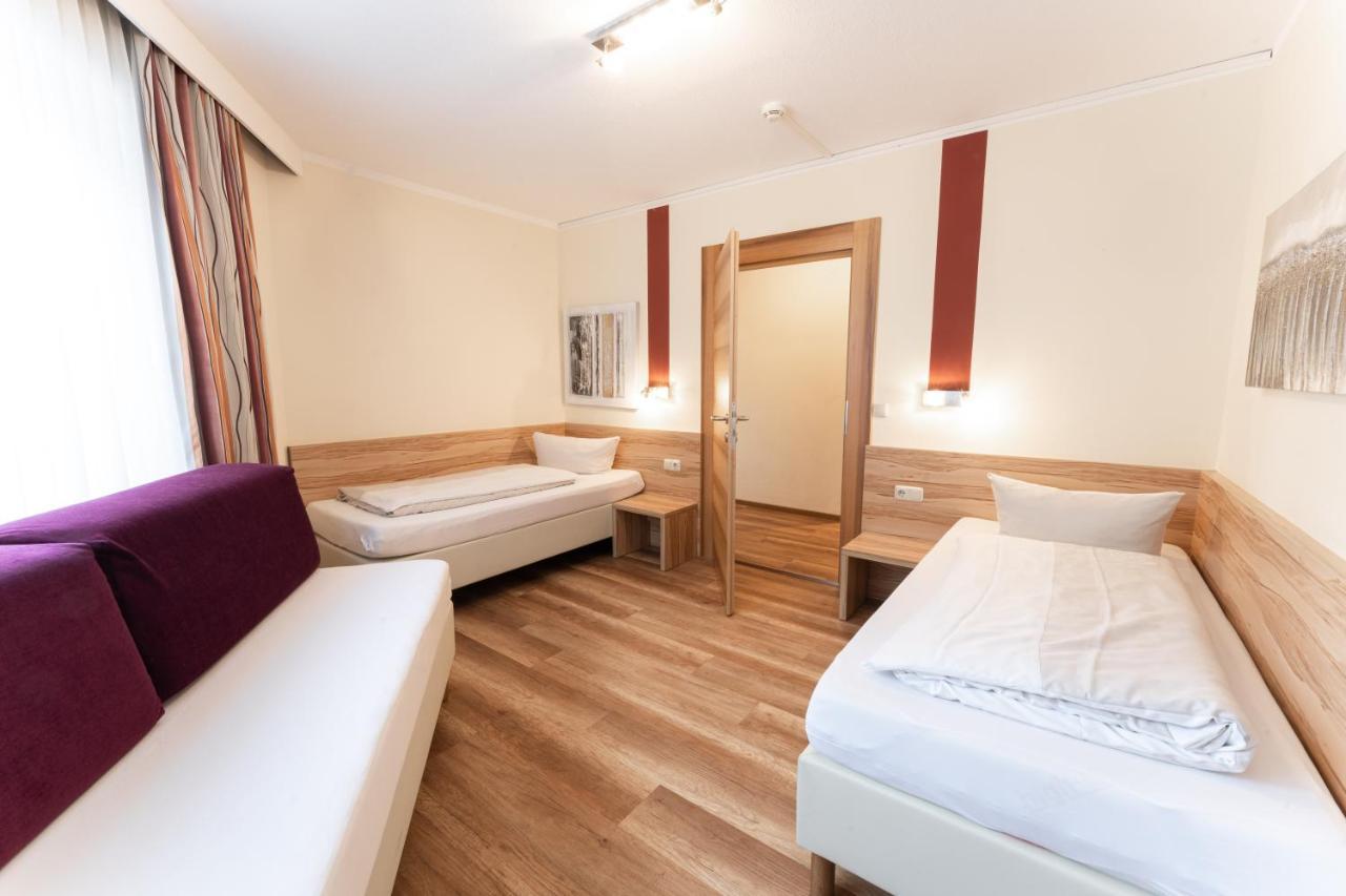 Aparthotel Dorfplatzl Garni Тукс Екстериор снимка