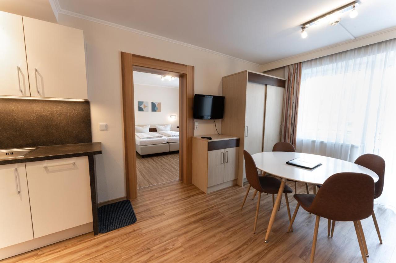 Aparthotel Dorfplatzl Garni Тукс Екстериор снимка