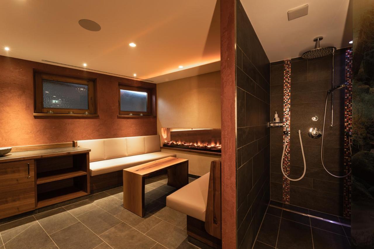 Aparthotel Dorfplatzl Garni Тукс Екстериор снимка