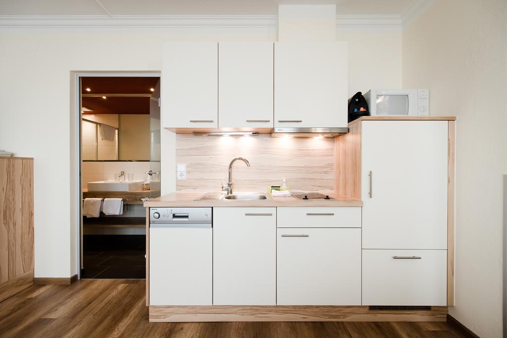 Aparthotel Dorfplatzl Garni Тукс Екстериор снимка