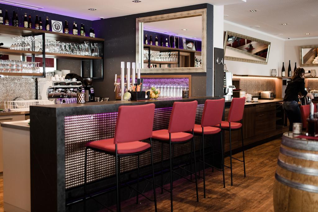Aparthotel Dorfplatzl Garni Тукс Екстериор снимка