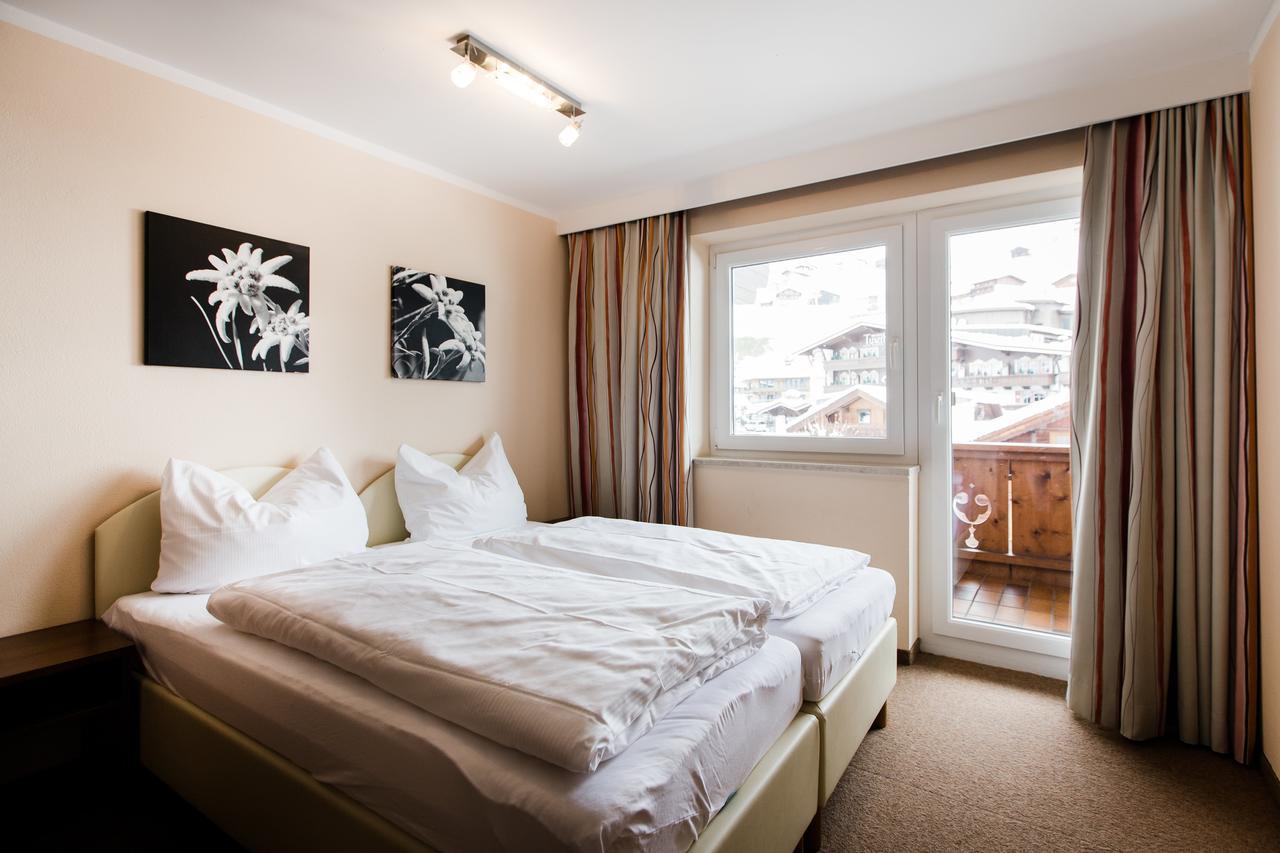 Aparthotel Dorfplatzl Garni Тукс Екстериор снимка