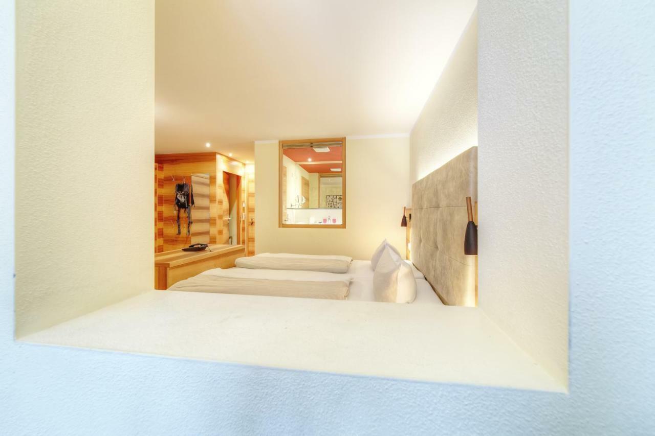 Aparthotel Dorfplatzl Garni Тукс Екстериор снимка